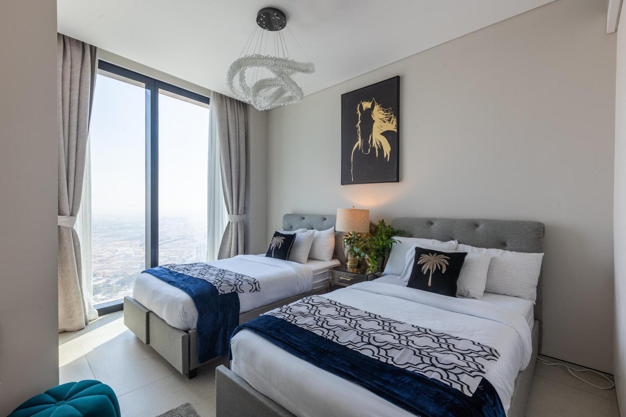 Elegant 2br Address Apartment Dubai